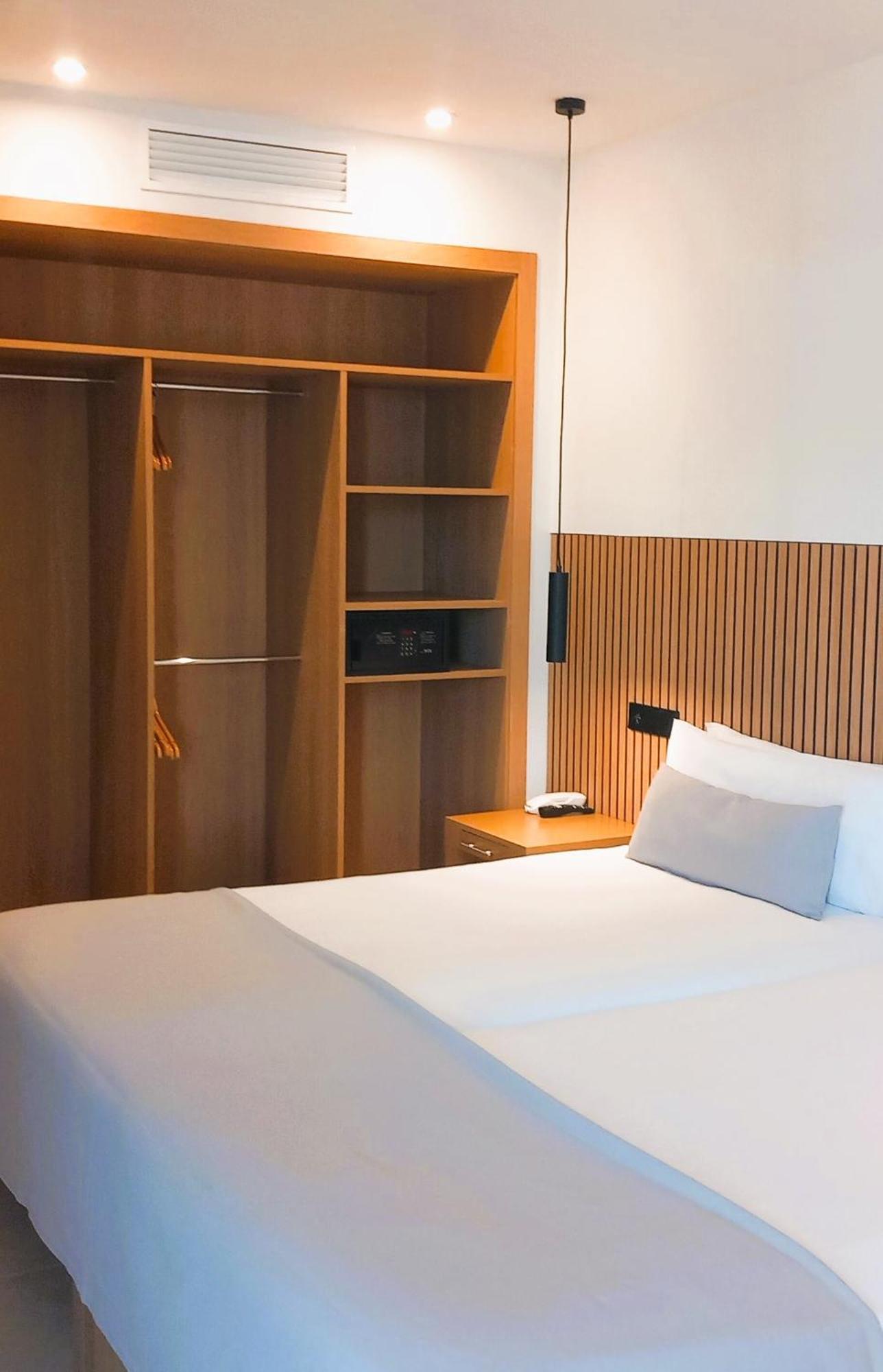 Hotel Bahia Pollensa Port de Pollença Ngoại thất bức ảnh